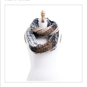 Infinity scarf NWOT